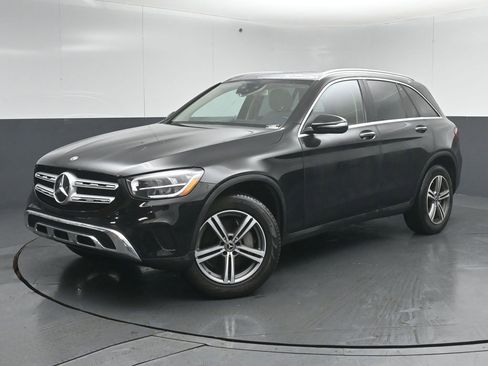 Used 2020 Mercedes-Benz GLC 300 4MATIC image 3