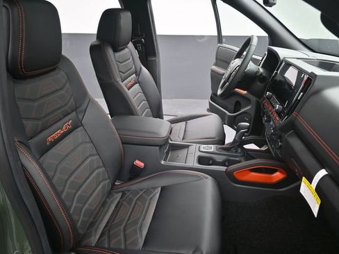 New 2026 Nissan Frontier PRO-4X w/ Pro Premium Package AWD/4WD image 24