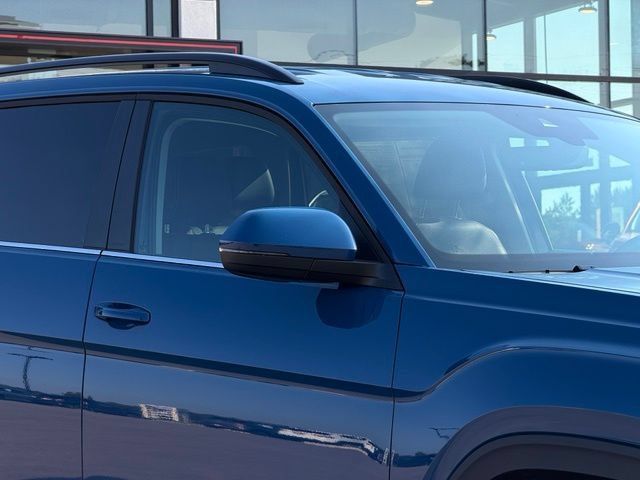 Used 2026 Volkswagen Atlas SE FWD image 4