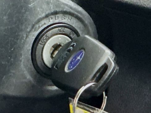 Used 2018 Subaru Crosstrek 2.0i image 18