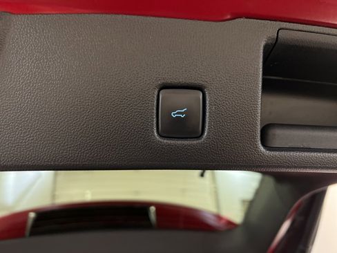 Used 2023 Ford Escape Active image 32