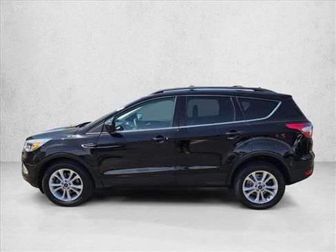 Used 2018 Ford Escape SE FWD image 8