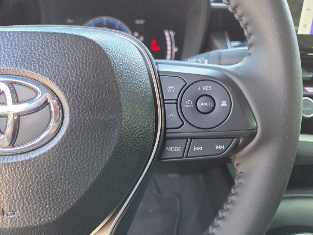 Certified 2026 Toyota Corolla SE FWD image 30