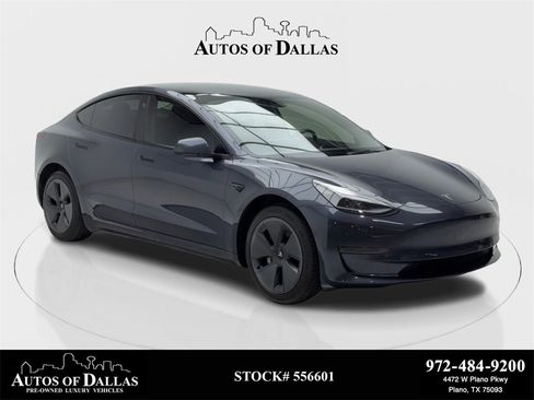 Used 2023 Tesla Model 3 Standard Range image 1