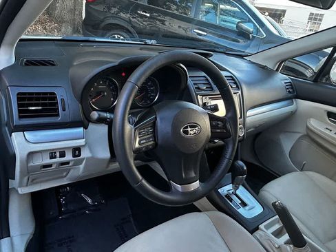 Used 2013 Subaru Crosstrek 2.0i Limited AWD/4WD image 2
