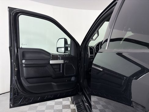 Certified 2020 Ford F350 Lariat w/ Lariat Ultimate Package image 10