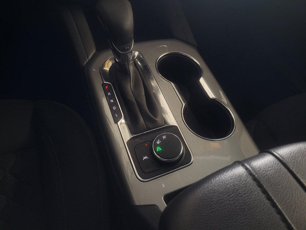 Used 2022 Chevrolet Blazer LT FWD image 26