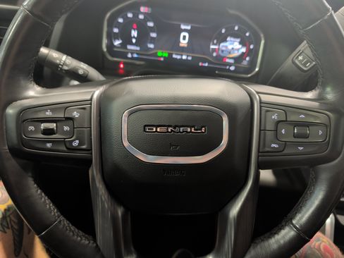 Used 2024 GMC Sierra 3500 Denali Ultimate AWD/4WD image 11