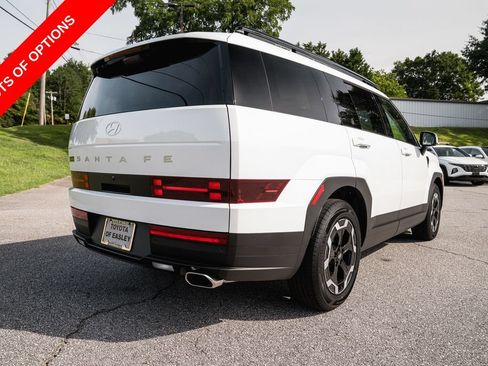 Used 2025 Hyundai Santa Fe SEL FWD image 8