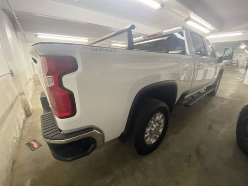 Used 2021 Chevrolet Silverado 3500 LTZ w/ Z71 Off-Road Package image 10