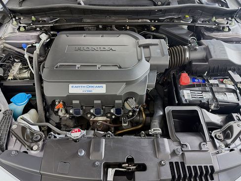 Used 2017 Honda Accord EX-L image 31