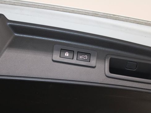 Used 2022 Subaru Forester Sport image 17