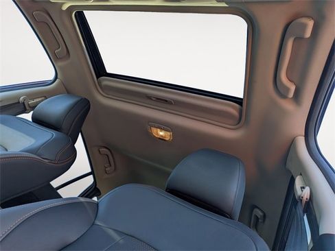 Certified 2025 Subaru Crosstrek 2.5i Limited w/ Crosstrek Mirror Package image 23