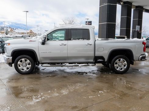 Used 2020 Chevrolet Silverado 3500 LTZ w/ LTZ Premium Package image 4