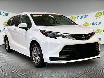 Used 2024 Toyota Sienna LE