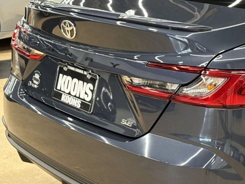 Used 2026 Toyota Camry SE w/ Convenience Package FWD image 29