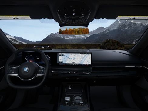 Used 2025 BMW 530i w/ Premium Package image 40