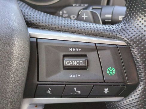 Used 2024 Mitsubishi Outlander SE image 28