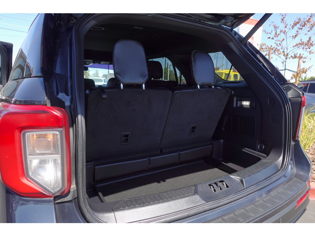 Used 2022 Ford Explorer ST w/ Equipment Group 401A AWD/4WD image 29