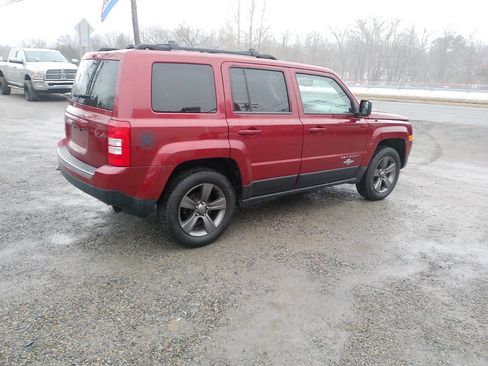 Used 2014 Jeep Patriot Latitude w/ Freedom Edition Package image 5