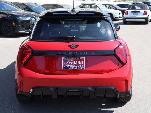 New 2026 MINI Cooper S image 5