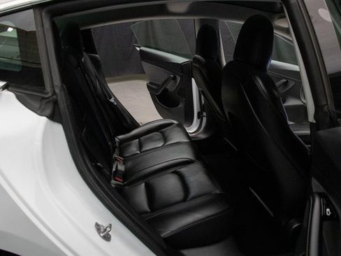 Used 2020 Tesla Model 3 Long Range image 18