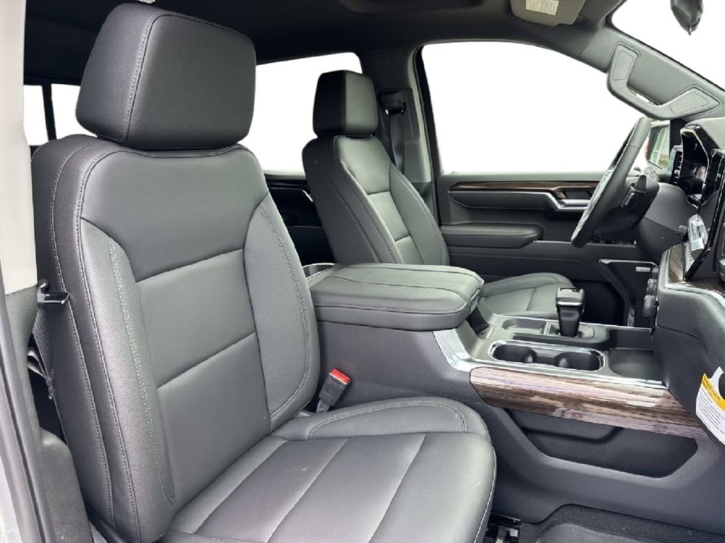 New 2026 Chevrolet Silverado 1500 RST w/ Z71 Off-Road Package AWD/4WD image 13