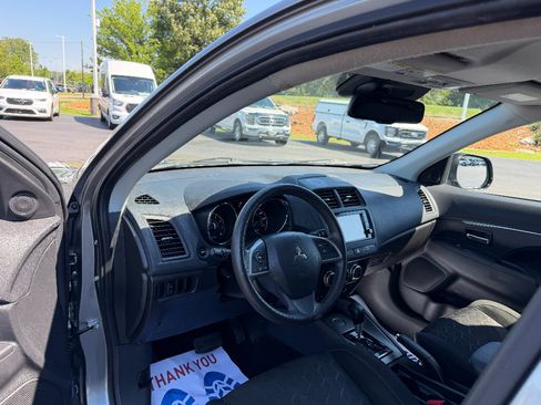 Used 2022 Mitsubishi Outlander Sport FWD image 25