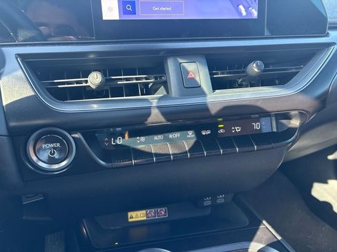 Used 2024 Lexus UX 250h FWD w/ Premium Package image 18