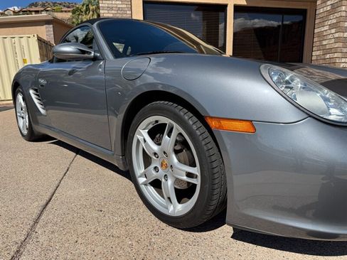 Used 2005 Porsche Boxster Base image 17
