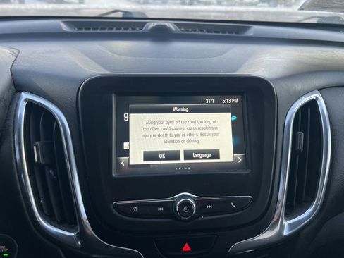 Used 2018 Chevrolet Equinox LT image 17