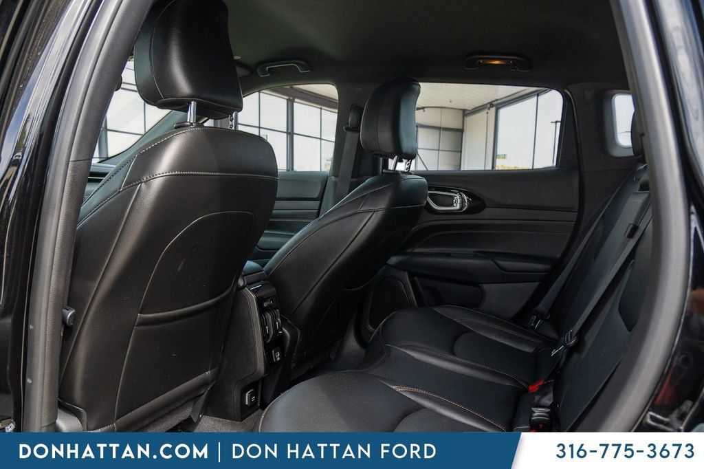 Used 2023 Jeep Compass Limited AWD/4WD image 17