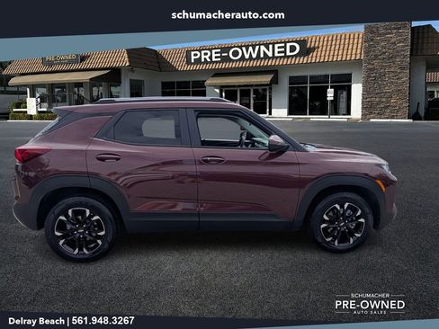 Used 2022 Chevrolet TrailBlazer LT FWD image 8