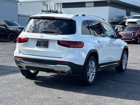 Used 2022 Mercedes-Benz GLB 250 4MATIC image 3