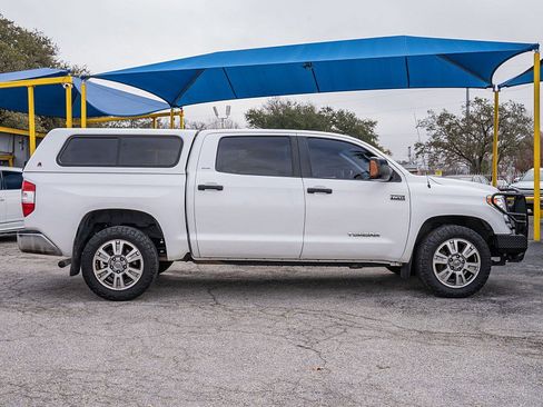 Used 2015 Toyota Tundra SR5 w/ SR5 Upgrade Package image 4