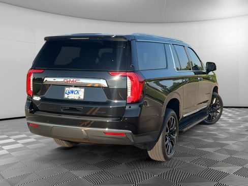 Used 2023 GMC Yukon XL SLT w/ SLT Premium Package AWD/4WD image 4