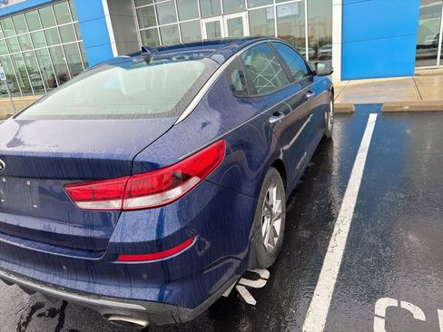 Used 2019 Kia Optima LX FWD image 3