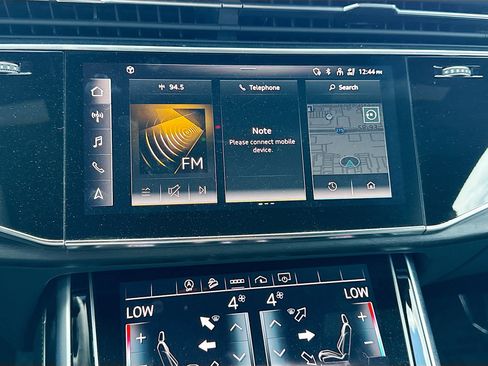 Used 2023 Audi Q8 Premium Plus image 29