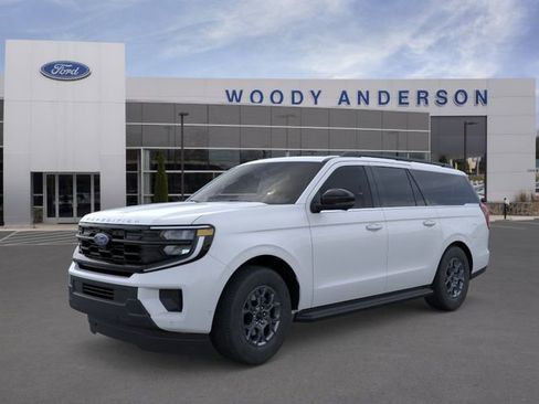 New 2026 Ford Expedition Max Active RWD image 1