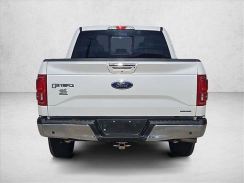 Used 2015 Ford F150 Lariat image 7