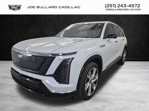 New 2026 Cadillac Vistiq Luxury w/ LPO, Floor Liner Package image 3