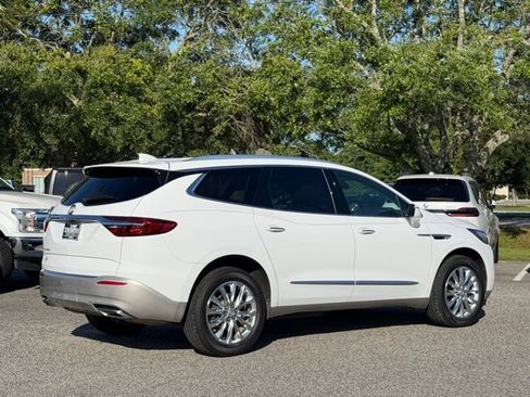 Used 2021 Buick Enclave Premium w/ Sun and Sites Package FWD image 6