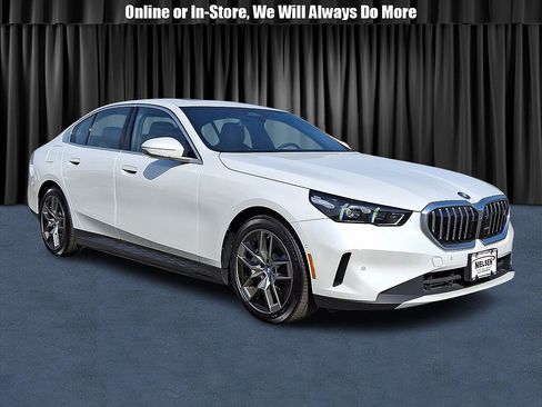 Used 2025 BMW i5 xDrive40 w/ Premium Package AWD/4WD image 1