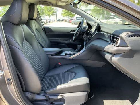 Used 2024 Toyota Camry SE FWD image 18