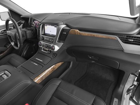 Used 2017 GMC Yukon XL Denali w/ Open Road Package AWD/4WD image 19