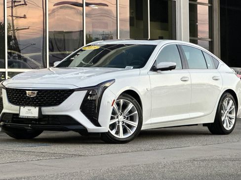 Used 2025 Cadillac CT5 Premium Luxury image 8