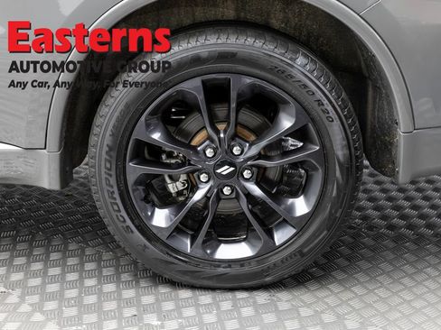 Used 2025 Dodge Durango GT AWD/4WD image 8