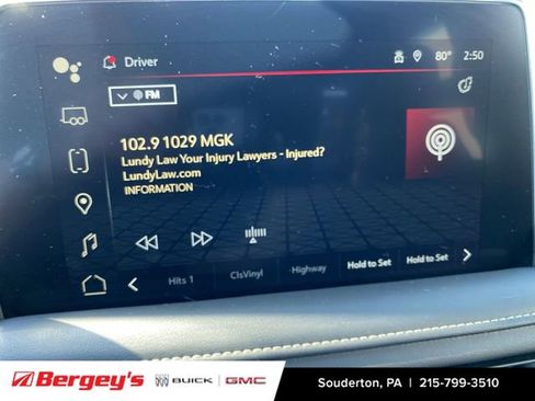 Used 2023 GMC Yukon XL SLT w/ SLT Premium Package AWD/4WD image 15