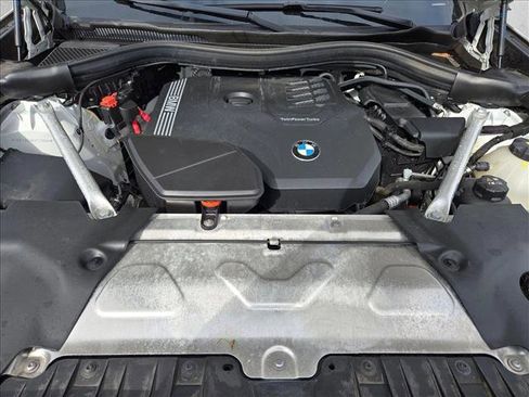 Used 2025 BMW X4 xDrive30i image 24