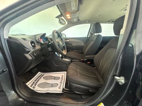 Used 2015 Chevrolet Sonic LT FWD image 2